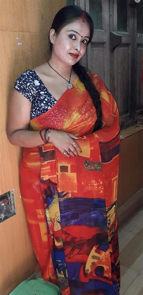 sexy hot aunty|Free Desi Aunty In Saree Hot Photos